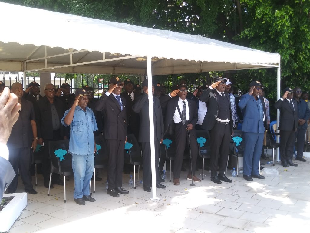 AET du Congo rendant hommage à l'ancien souza